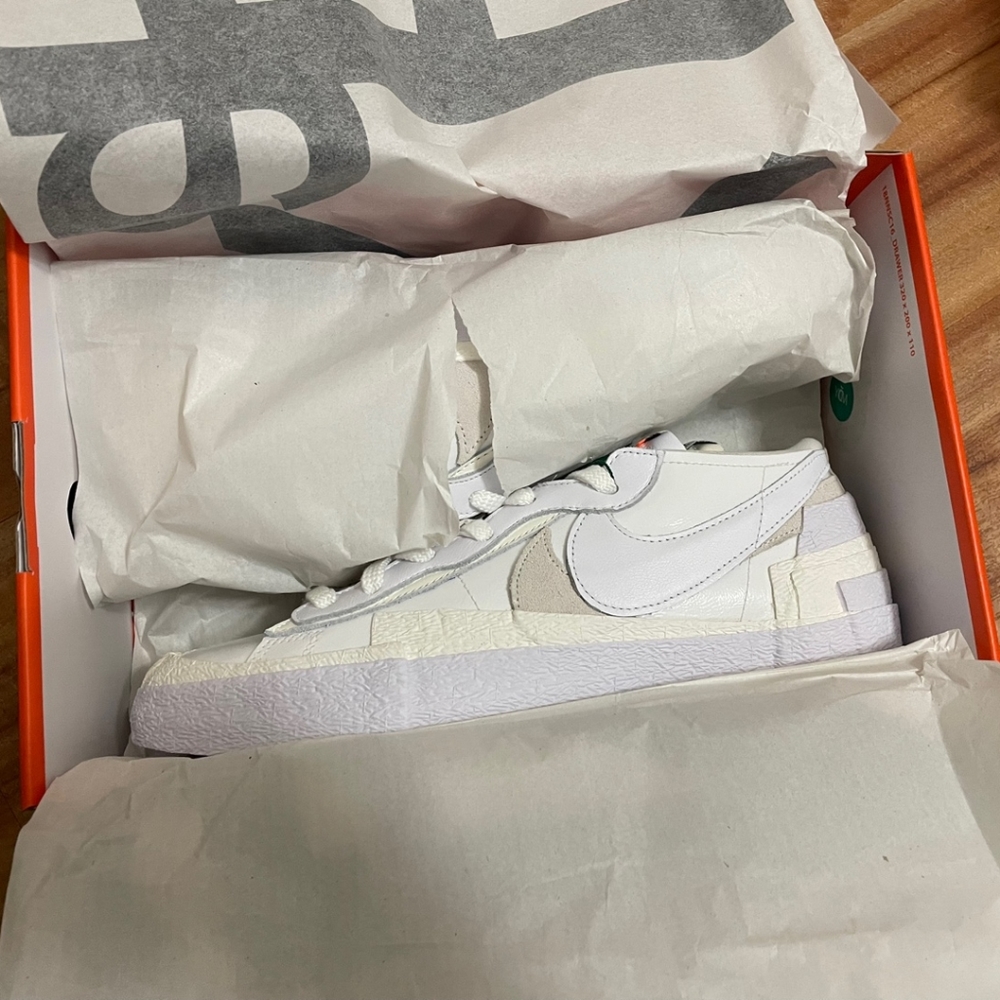 Nike Blazer Low sacai White Patent Leather (M10)